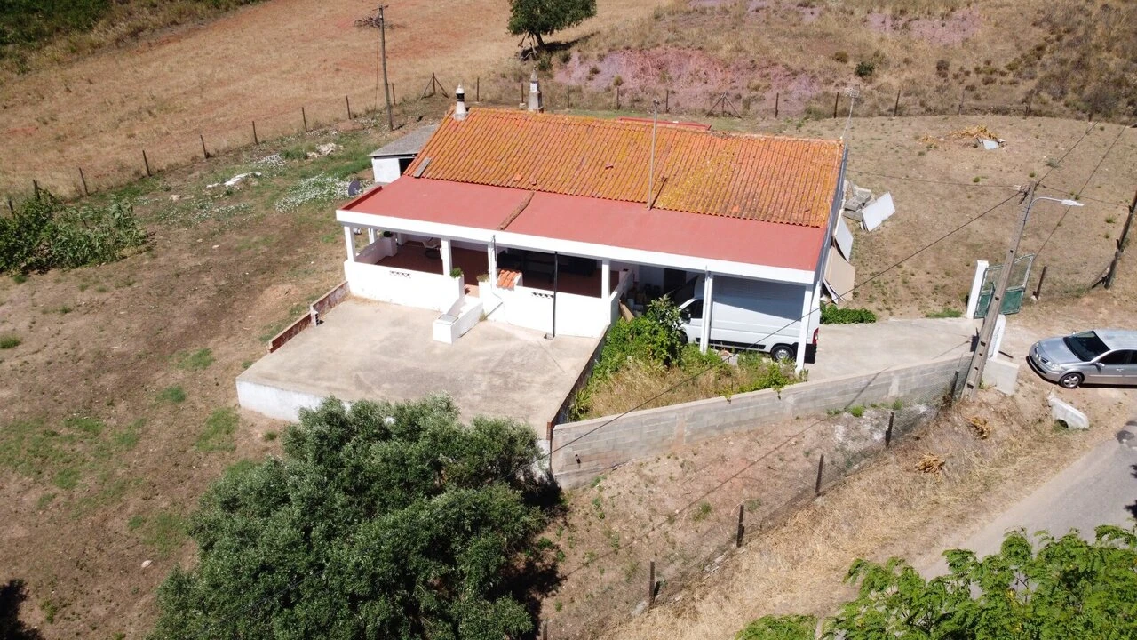 Moradia T2 para Venda em São Bartolomeu de Messines Foto 22