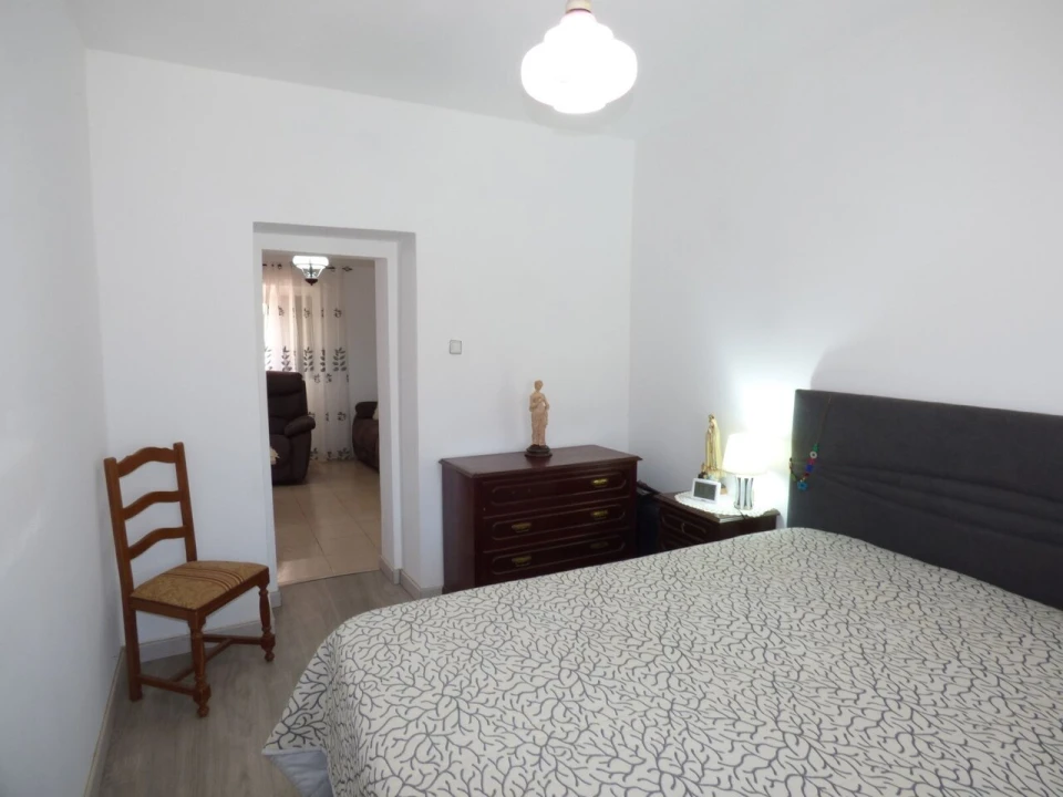 Moradia T2 para Venda em São Bartolomeu de Messines Foto 11