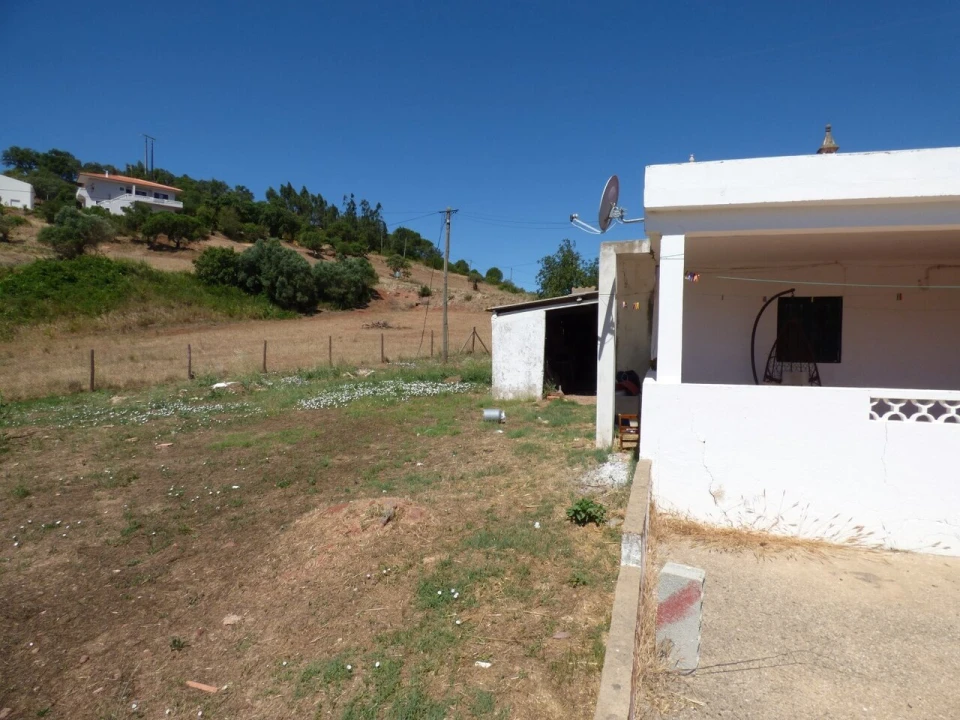 Moradia T2 para Venda em São Bartolomeu de Messines Foto 32