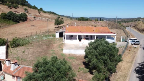 Moradia T2 para Venda em São Bartolomeu de Messines