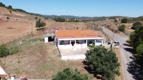 Moradia T2 para Venda em São Bartolomeu de Messines