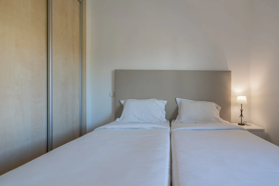 Apartamento T3 para Venda em Mexilhoeira Grande Foto 36