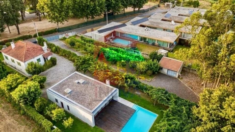 Moradia T5 para Venda em Soutelo