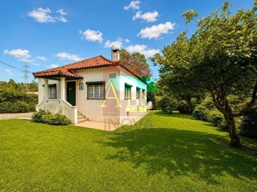 Moradia T5 para Venda em Soutelo