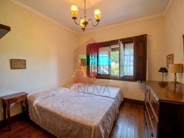 Moradia T5 para Venda em Soutelo