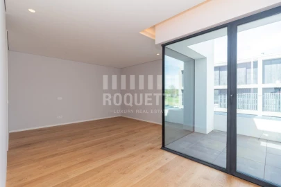 Moradia T5 para Venda em Aldoar, Foz do Douro e Nevogilde