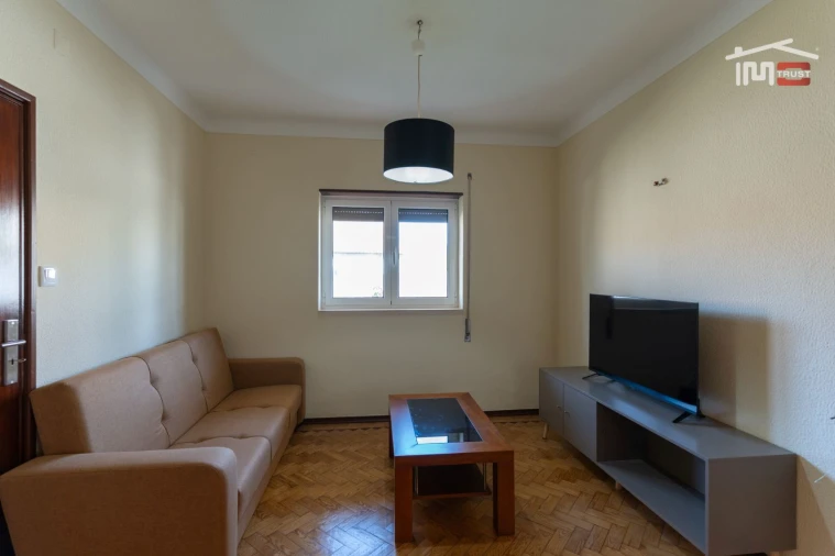 Moradia T3 para Arrendamento em São Mamede Foto 7