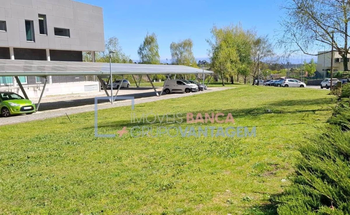 Terreno P/ Prédio para Venda em Viseu Foto 2