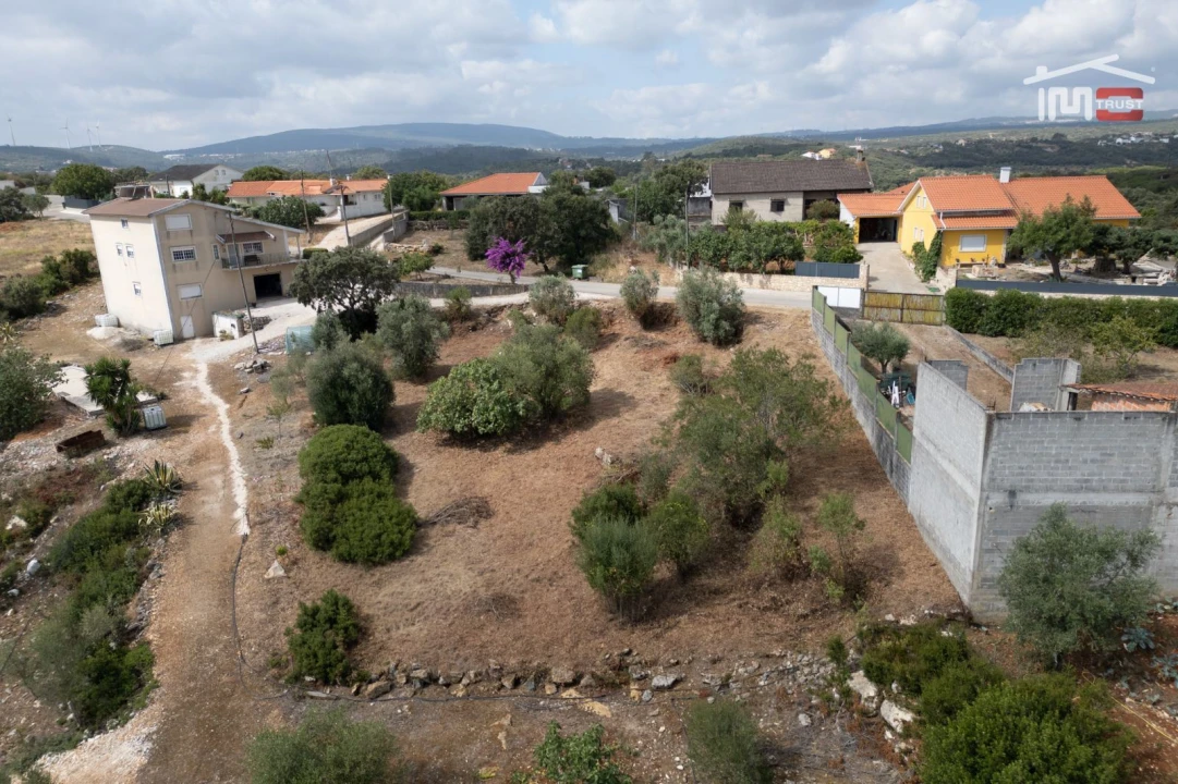 Terreno para Venda em Nossa Senhora das Misericordias Foto 12