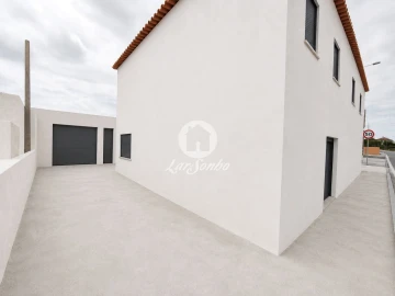 Moradia T2 para Venda em Barroselas e Carvoeiro