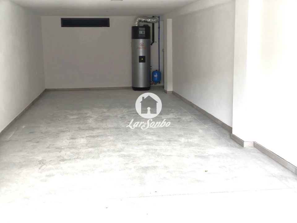 Apartamento T4 para Venda em Arcozelo Foto 19