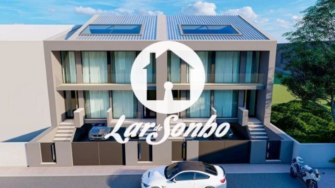 Apartamento T4 para Venda em Arcozelo Foto 24