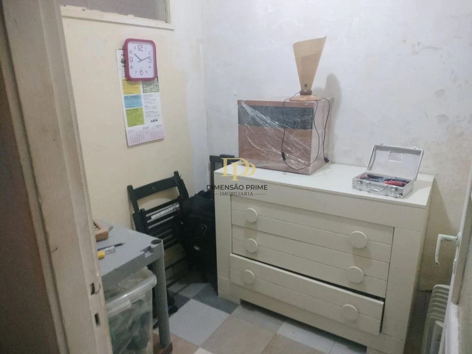 Apartamento T1 para Venda em Oliveira do Douro Foto 7