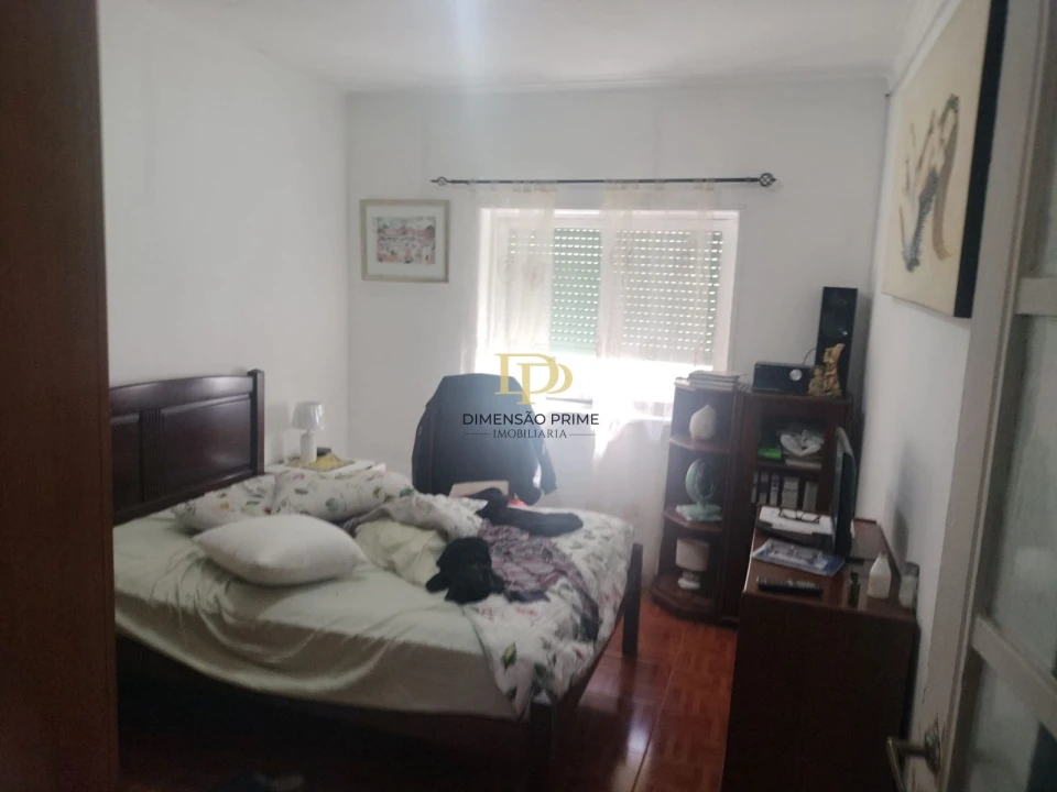 Apartamento T1 para Venda em Oliveira do Douro Foto 8