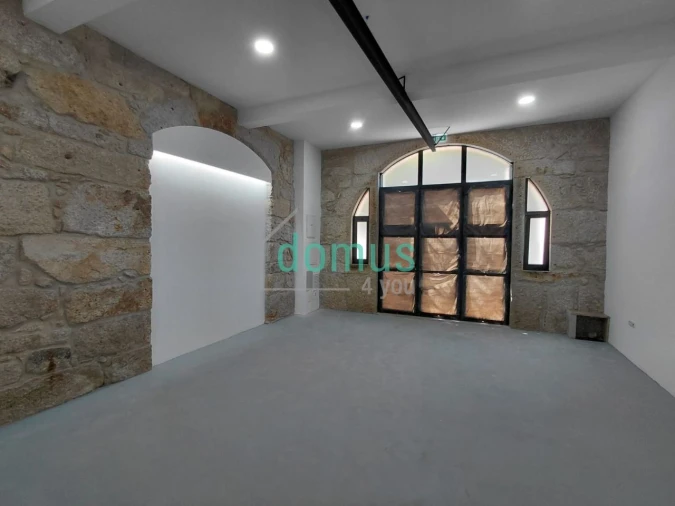 Armazém para Arrendamento em Bonfim Foto 2