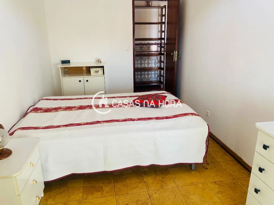 Apartamento T2 para Arrendamento em Seixal, Arrentela e Aldeia de Paio Pires Foto 13