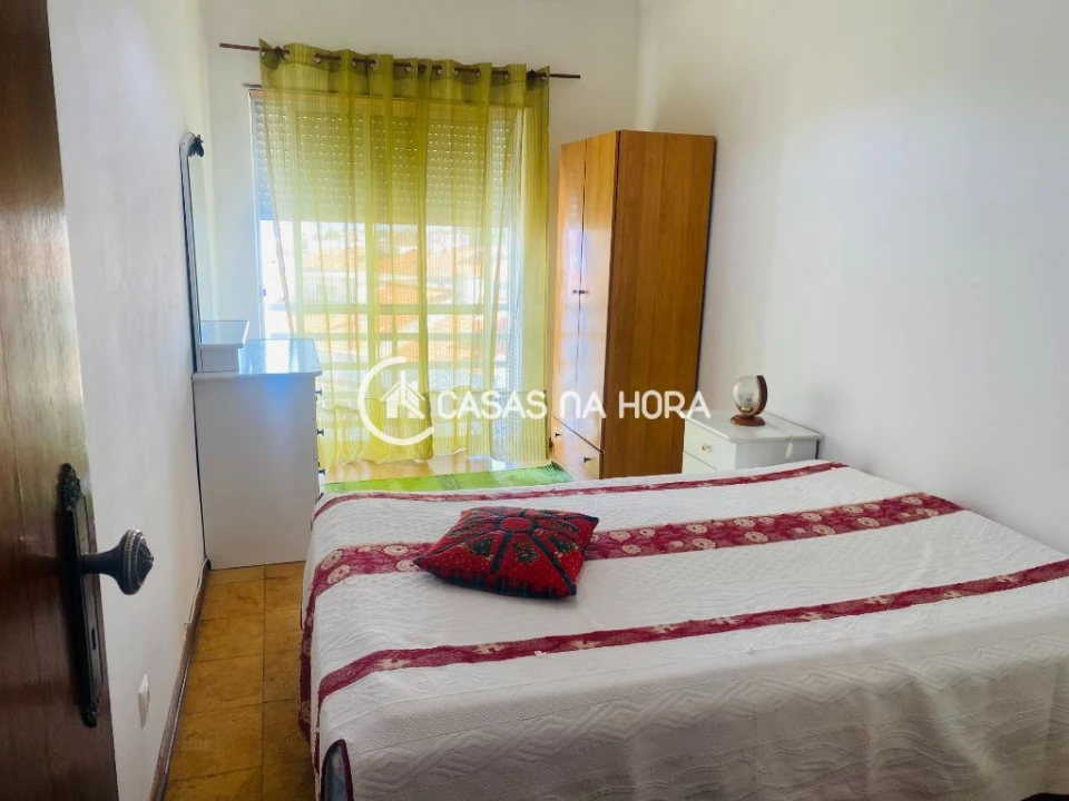 Apartamento T2 para Arrendamento em Seixal, Arrentela e Aldeia de Paio Pires Foto 14