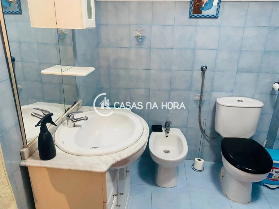 Apartamento T2 para Arrendamento em Seixal, Arrentela e Aldeia de Paio Pires Foto 17