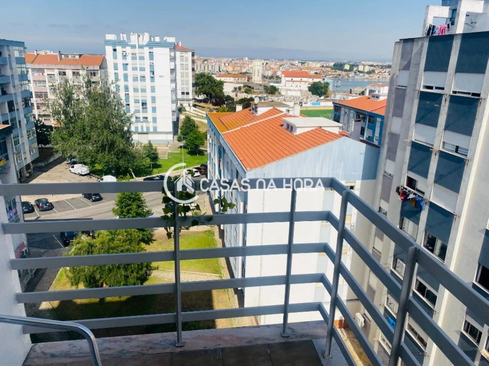 Apartamento T2 para Arrendamento em Seixal, Arrentela e Aldeia de Paio Pires Foto 20