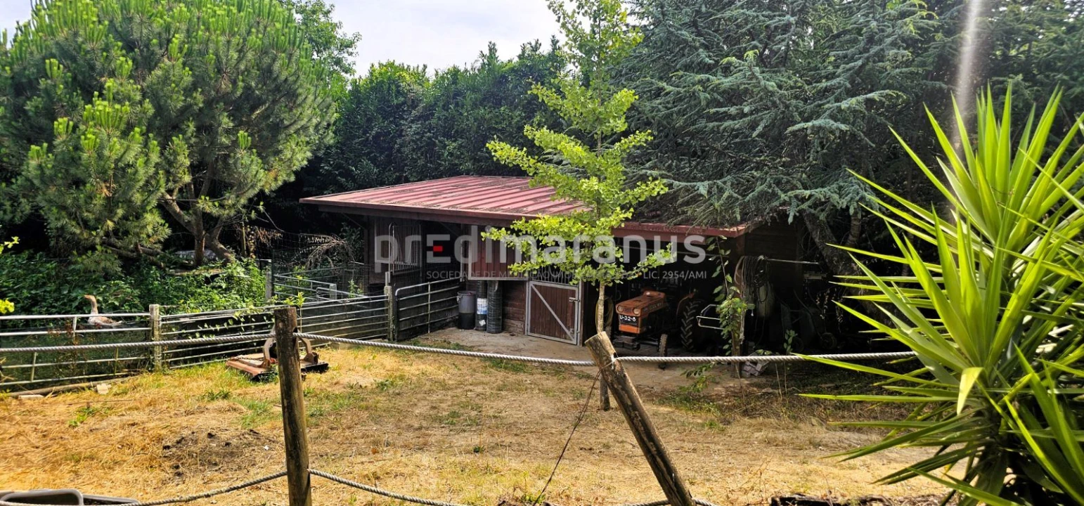 Moradia T7 para Venda em Telões Foto 23