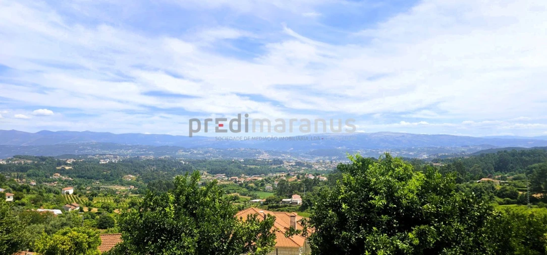 Moradia T7 para Venda em Telões Foto 24