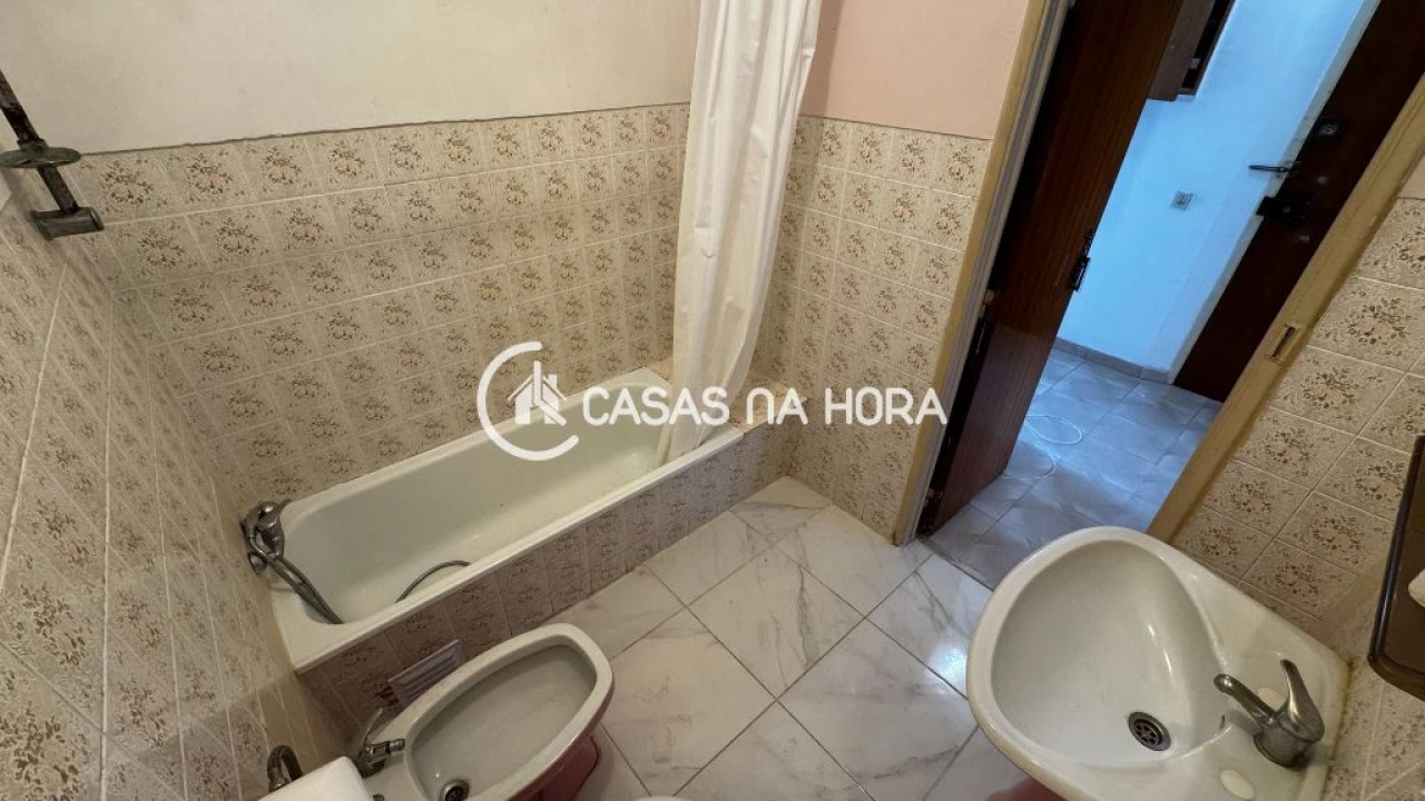 Apartamento T3 para Venda em Laranjeiro e Feijó Foto 9