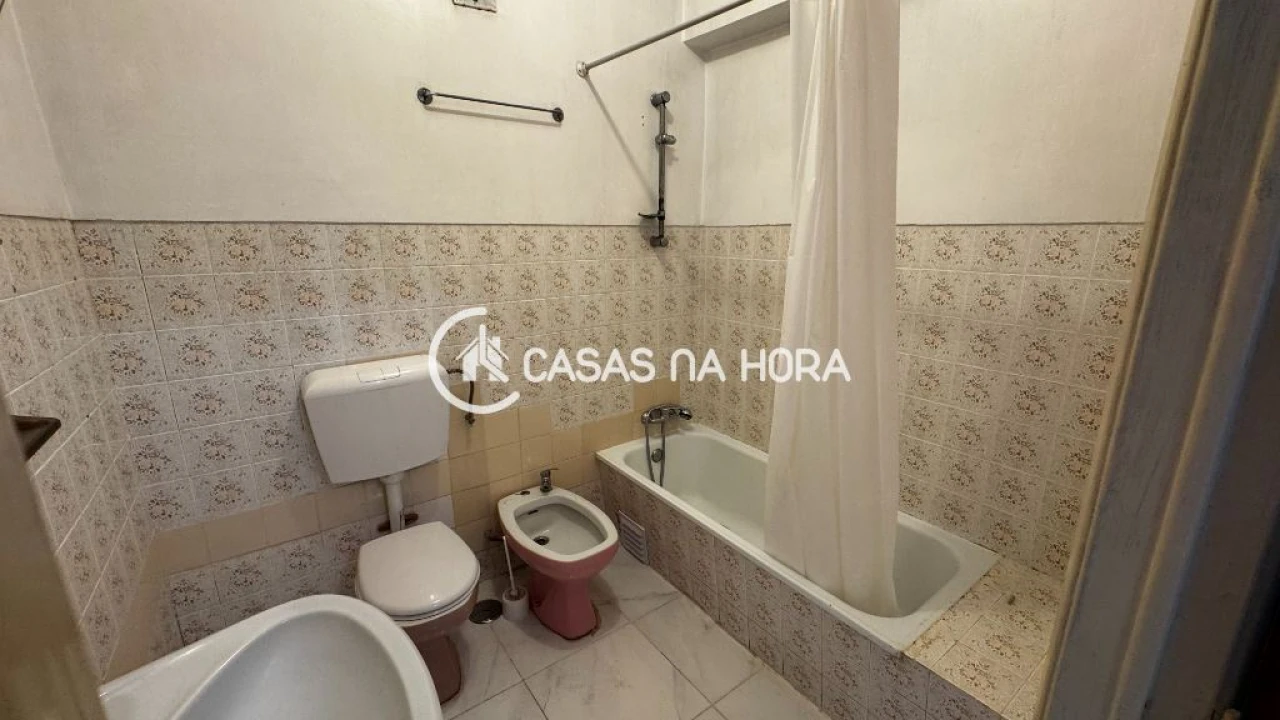 Apartamento T3 para Venda em Laranjeiro e Feijó Foto 11