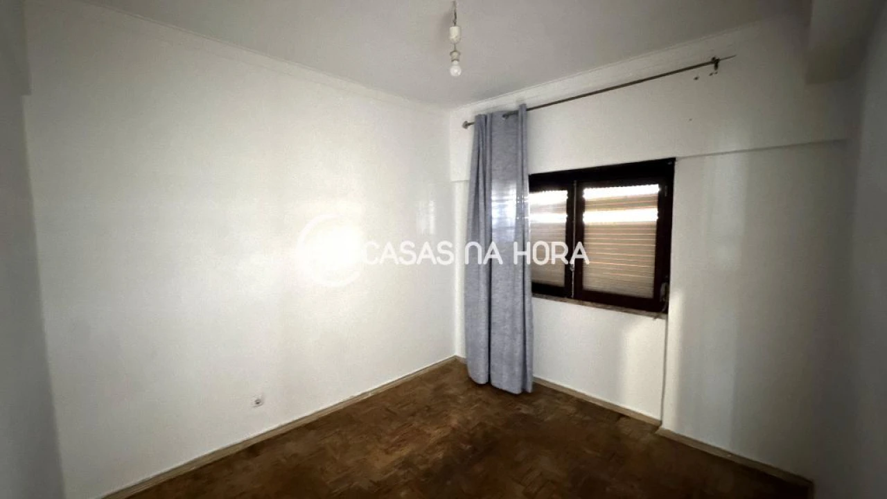 Apartamento T3 para Venda em Laranjeiro e Feijó Foto 16