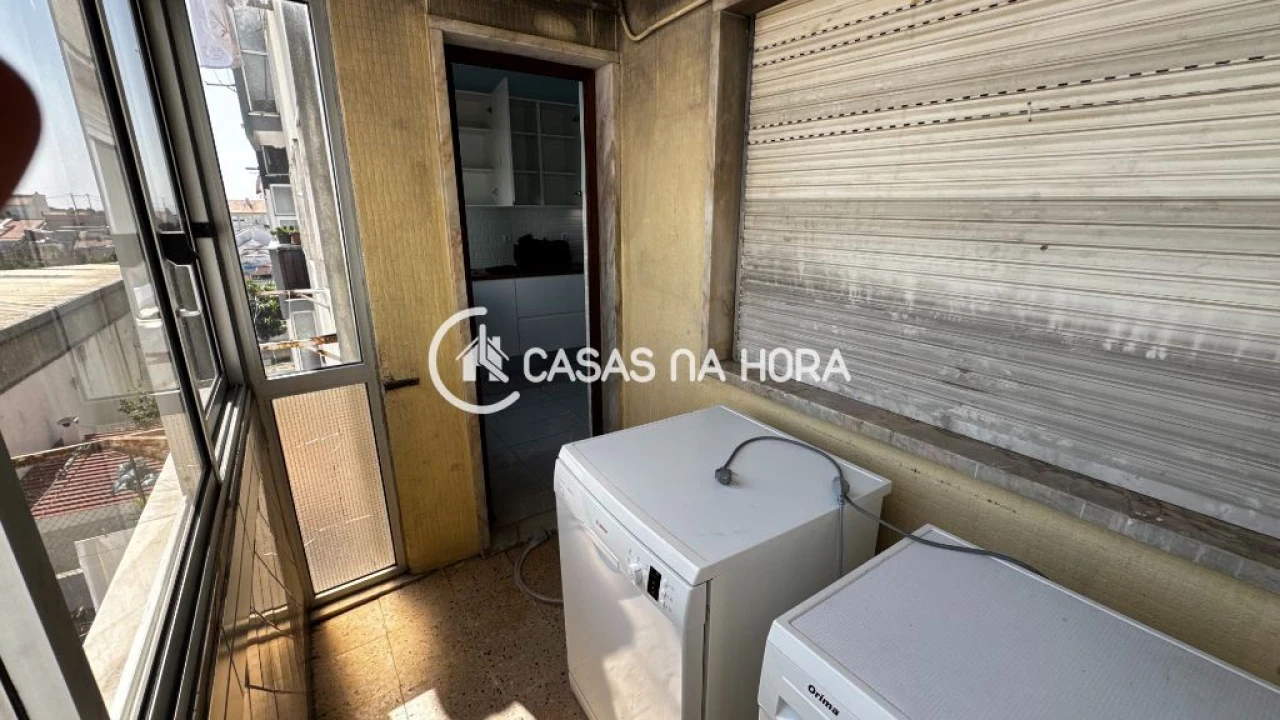 Apartamento T3 para Venda em Laranjeiro e Feijó Foto 21