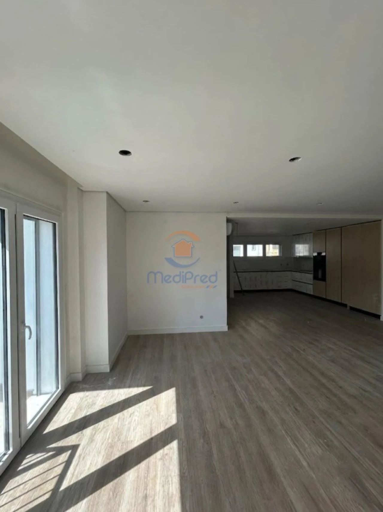 Apartamento T2 para Venda em Ramada e Caneças Foto 3