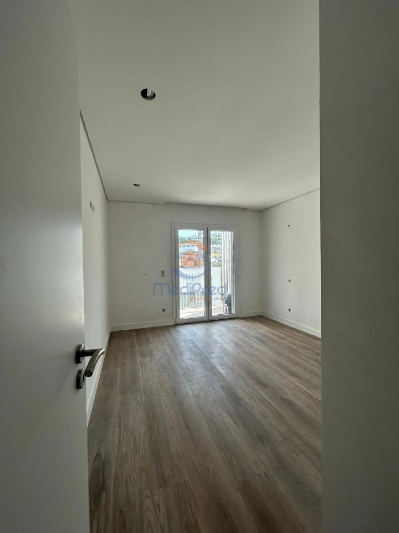 Apartamento T2 para Venda em Ramada e Caneças Foto 9