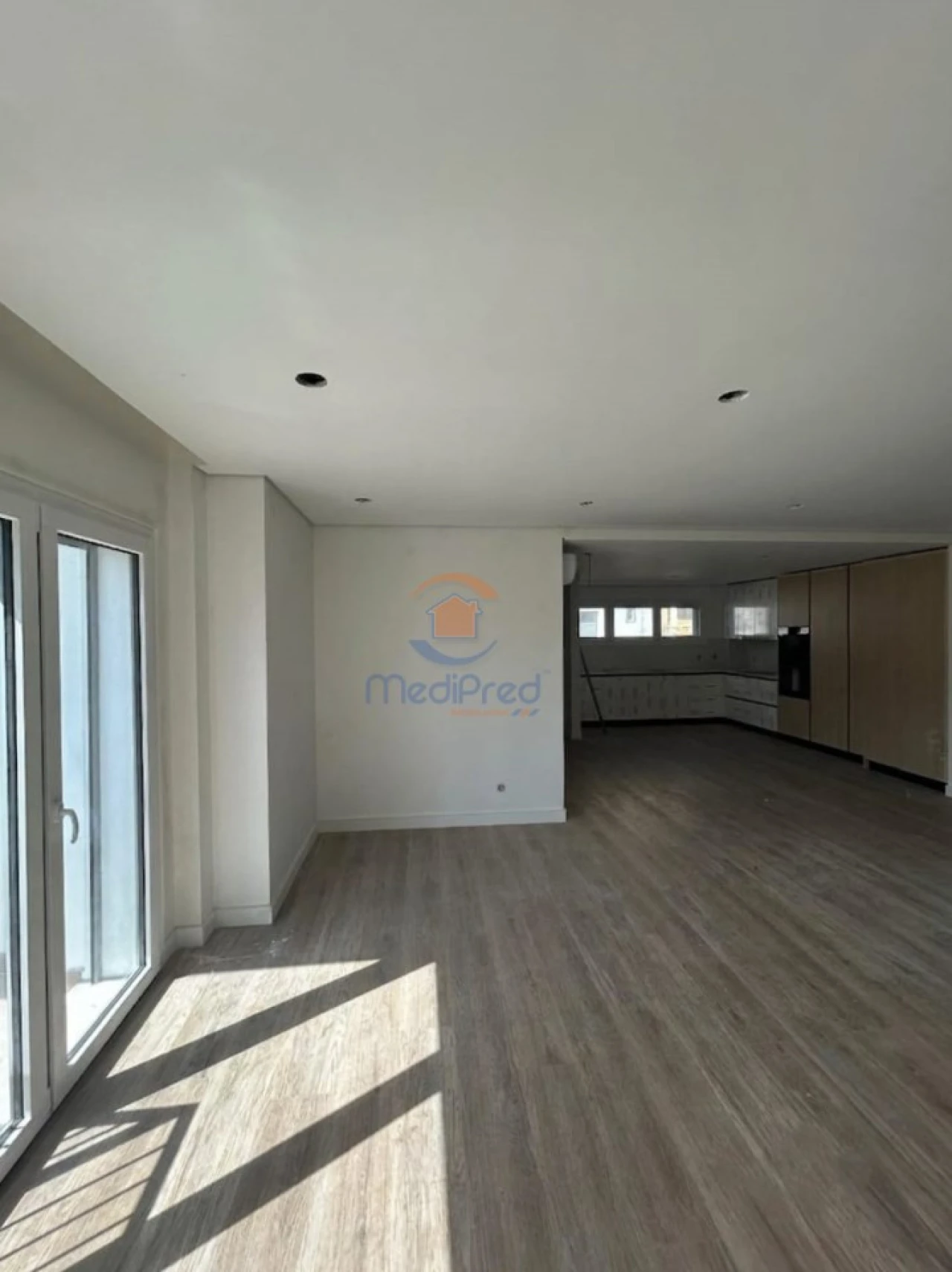 Apartamento T2 para Venda em Ramada e Caneças Foto 3