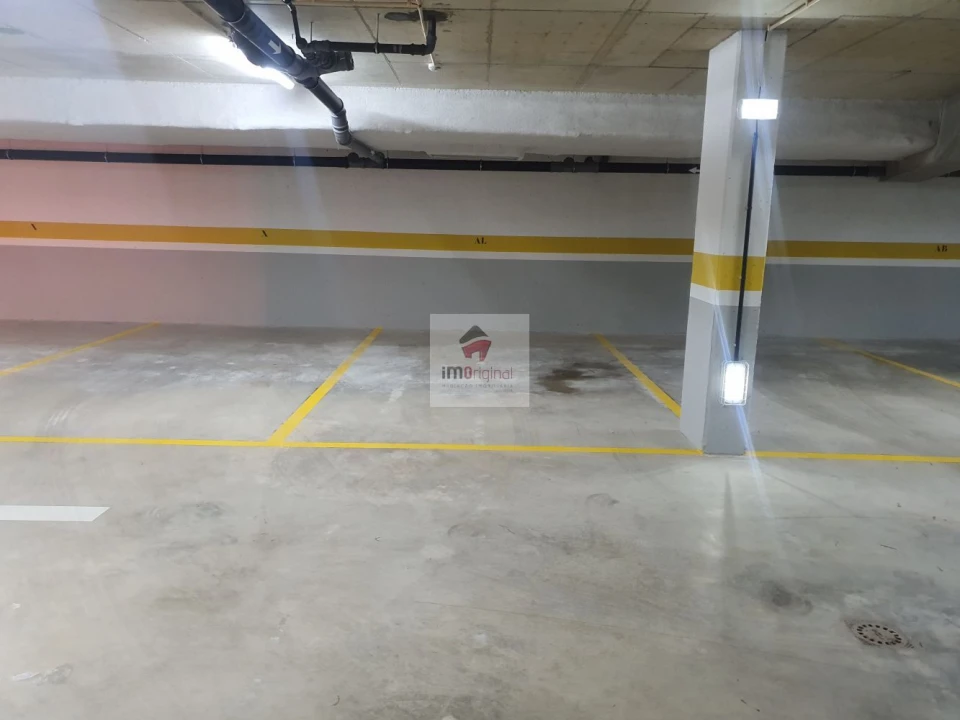 Garagem para Venda em Canidelo Foto 4
