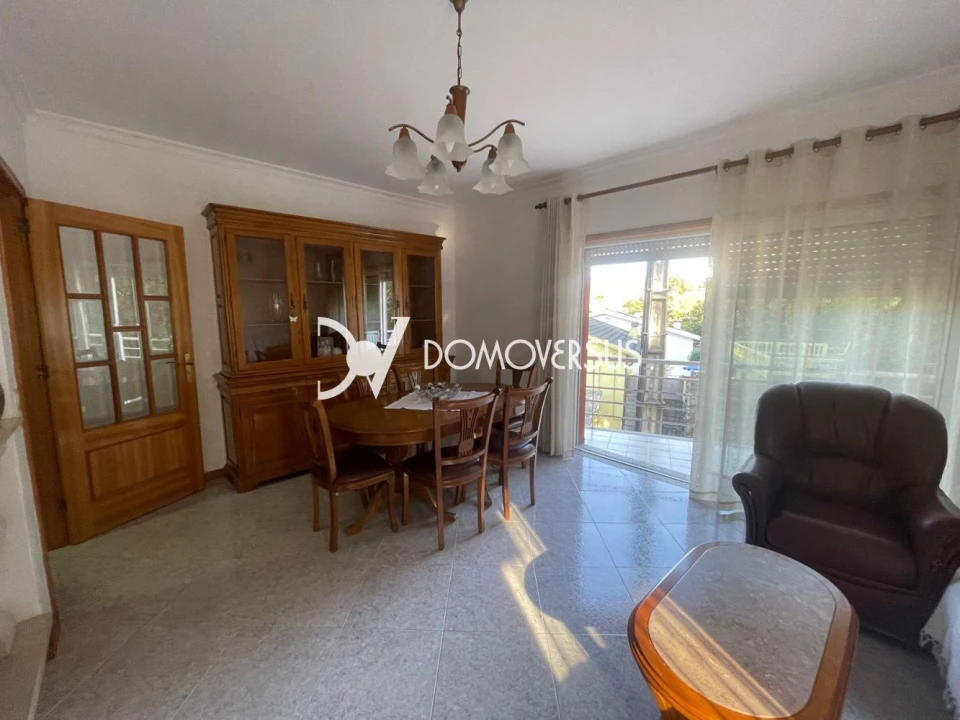 Apartamento T2 para Venda em Alfena Foto 1