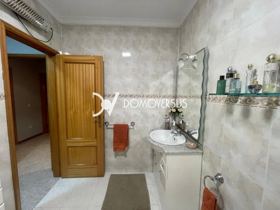 Apartamento T2 para Venda em Alfena Foto 12