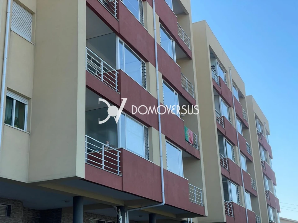 Apartamento T2 para Venda em Alfena Foto 26