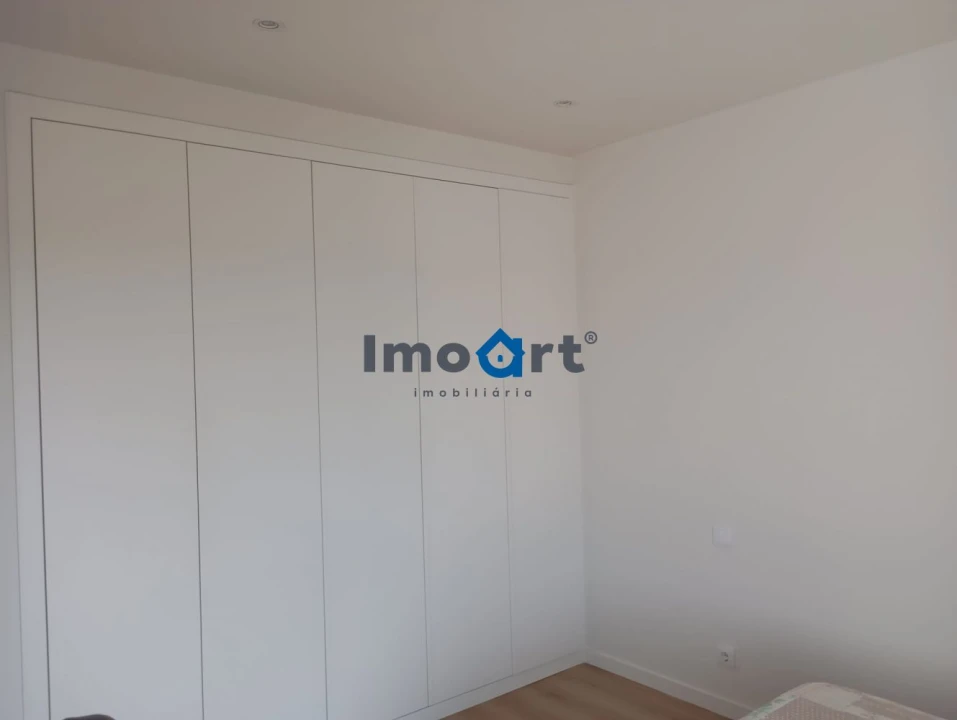 Apartamento T2 para Venda em Gião Foto 23