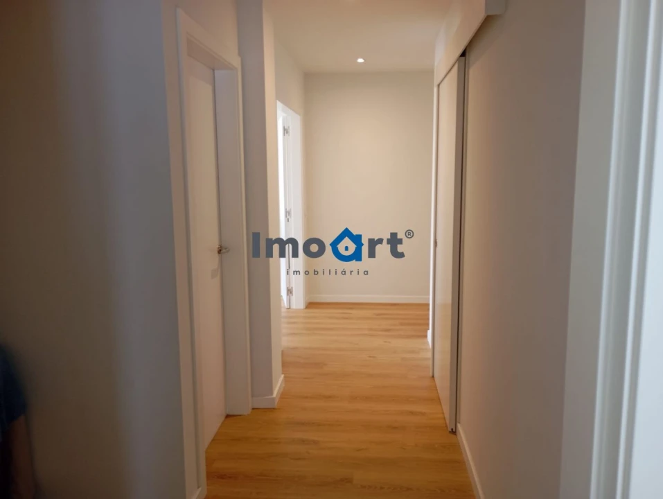 Apartamento T2 para Venda em Gião Foto 27