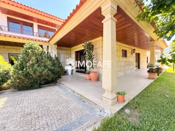 Quinta T5 para Venda em Margaride, Várzea, Lagares, Varziela, Moure