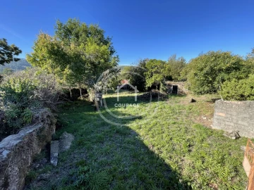Moradia T3 para Venda em Romarigães