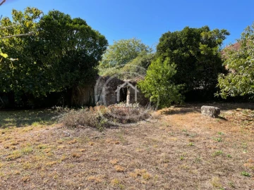 Moradia T3 para Venda em Romarigães
