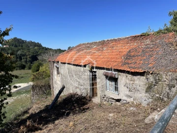 Moradia T3 para Venda em Paredes de Coura e Resende