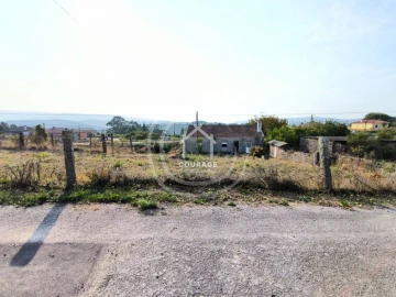 Moradia T3 para Venda em Agualonga