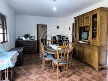 Moradia T3 para Venda em Agualonga
