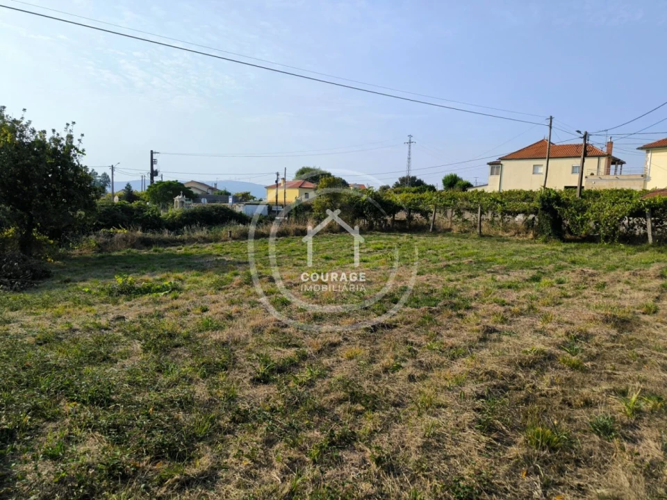 Moradia T3 para Venda em Agualonga Foto 29