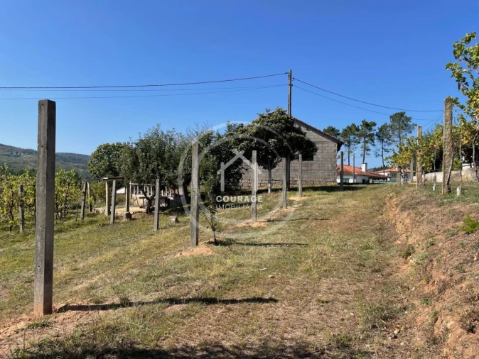 Terreno para Venda em Arcozelo Foto 10