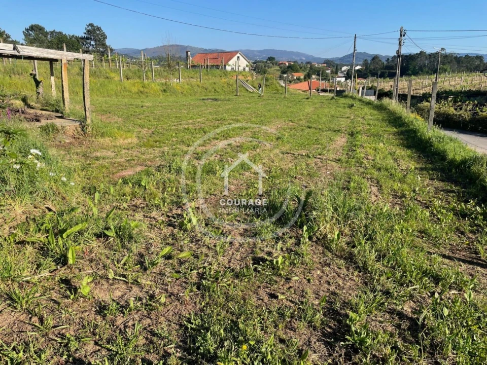 Terreno para Venda em Arcozelo Foto 19
