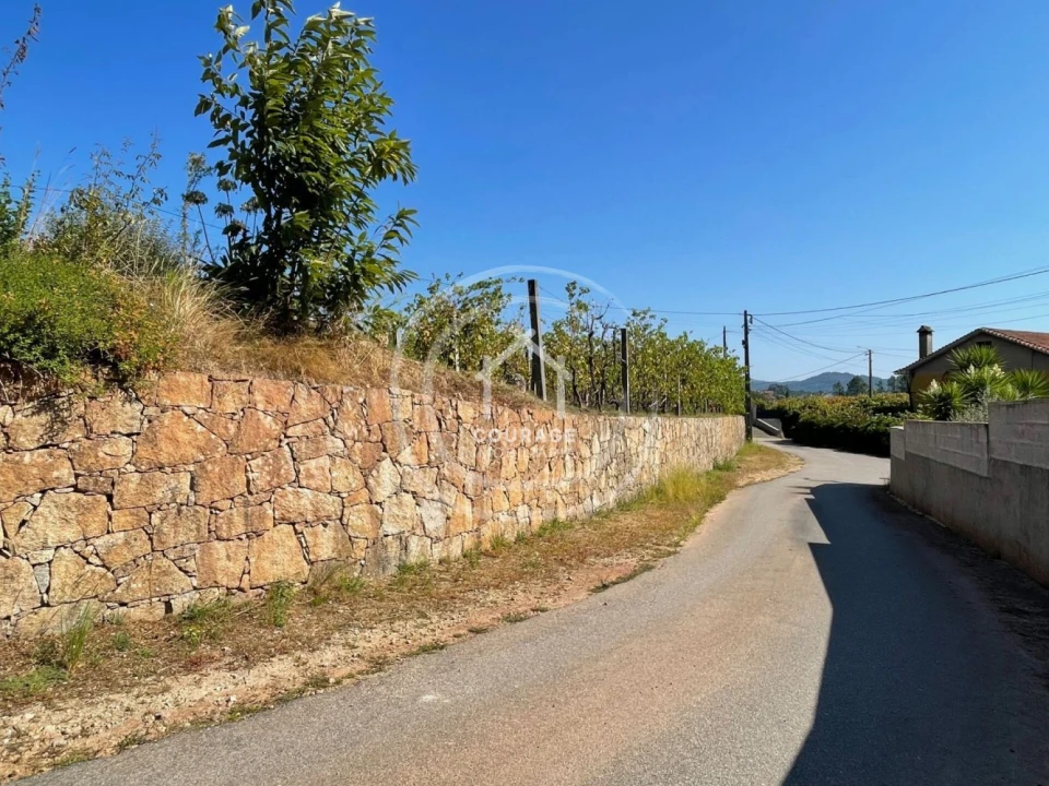 Terreno para Venda em Arcozelo Foto 8
