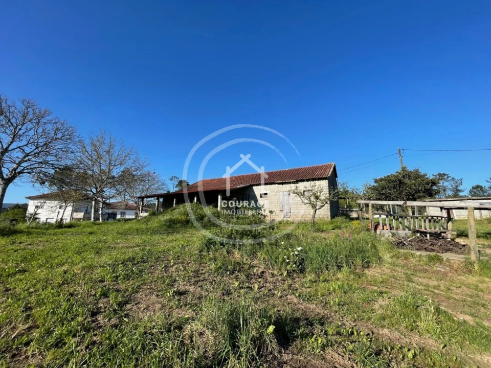 Terreno para Venda em Arcozelo Foto 21