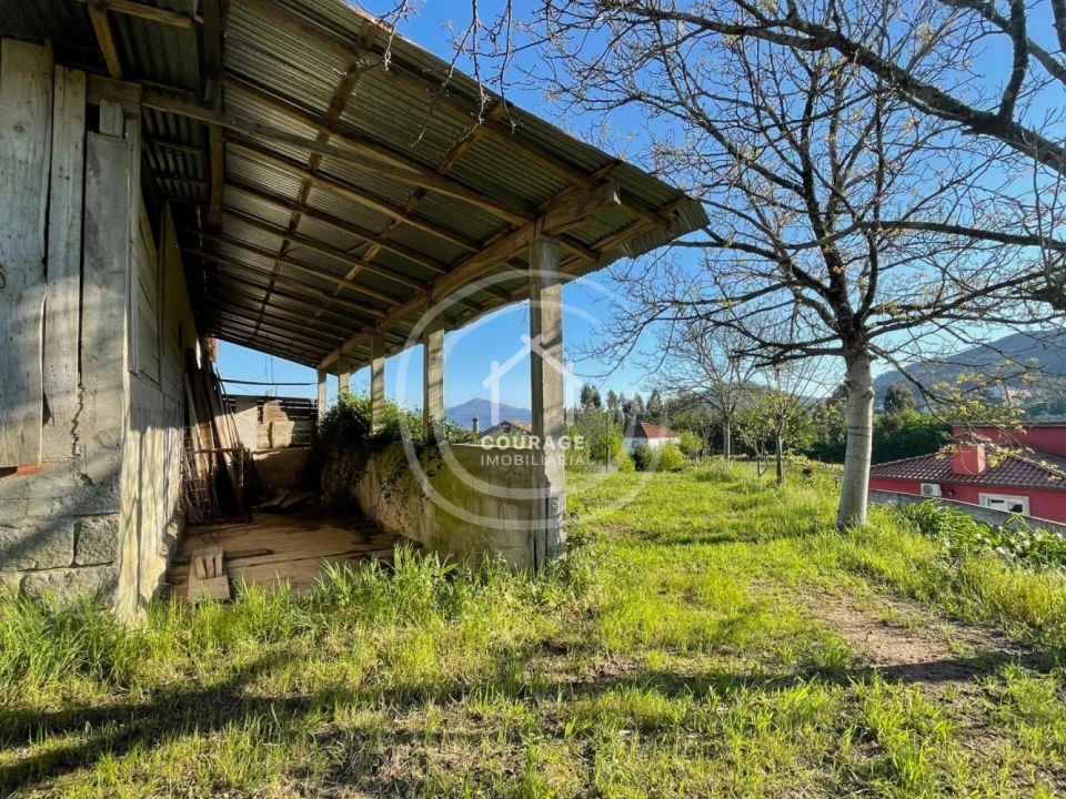 Terreno para Venda em Arcozelo Foto 16